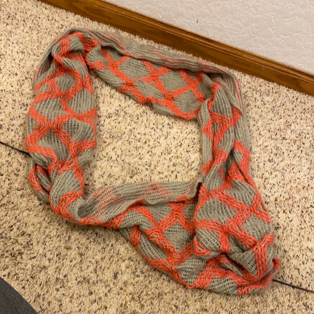 Women’s Scarf